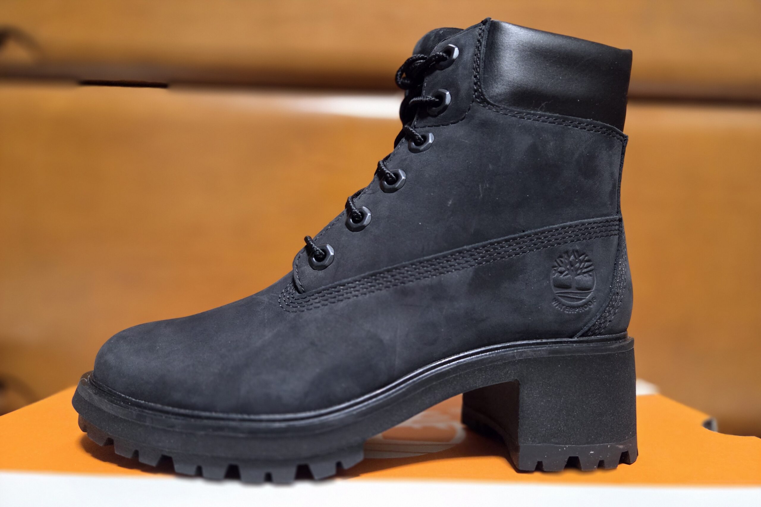 ヒールでも歩きやすいTimberlandキンズリーのレースアップブーツ使用前の状態